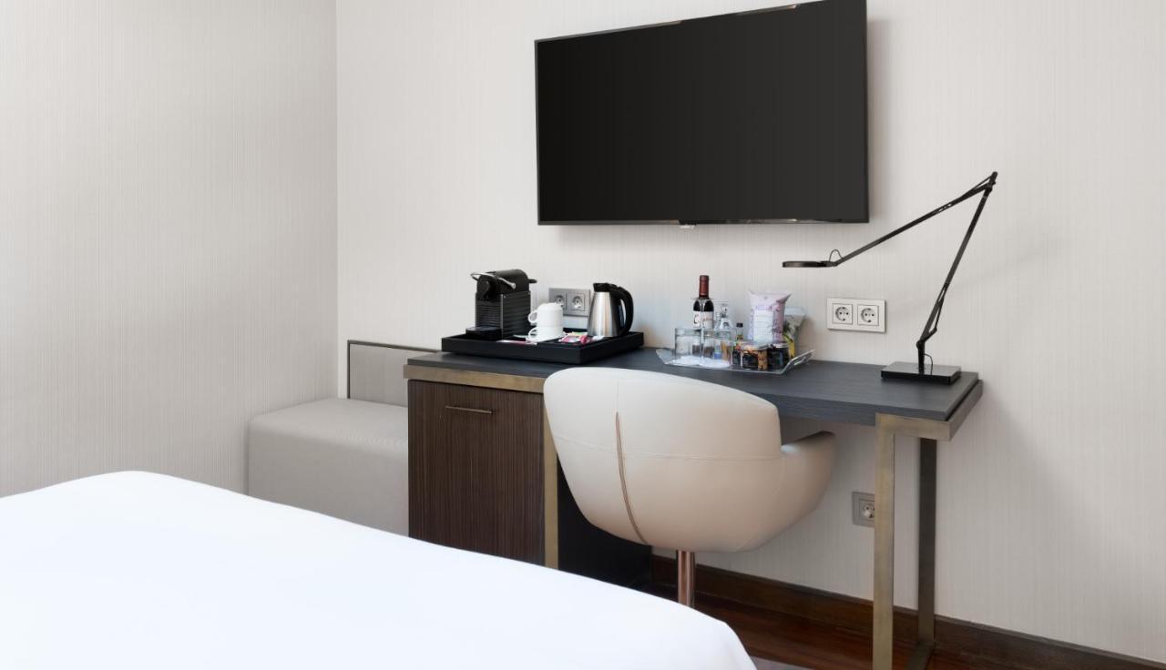 เอ็นเอช คอลเลคชั่น ซาลามังกา ปาลาซิโอ เด กาสเตยาโนส Hotel ภายนอก รูปภาพ